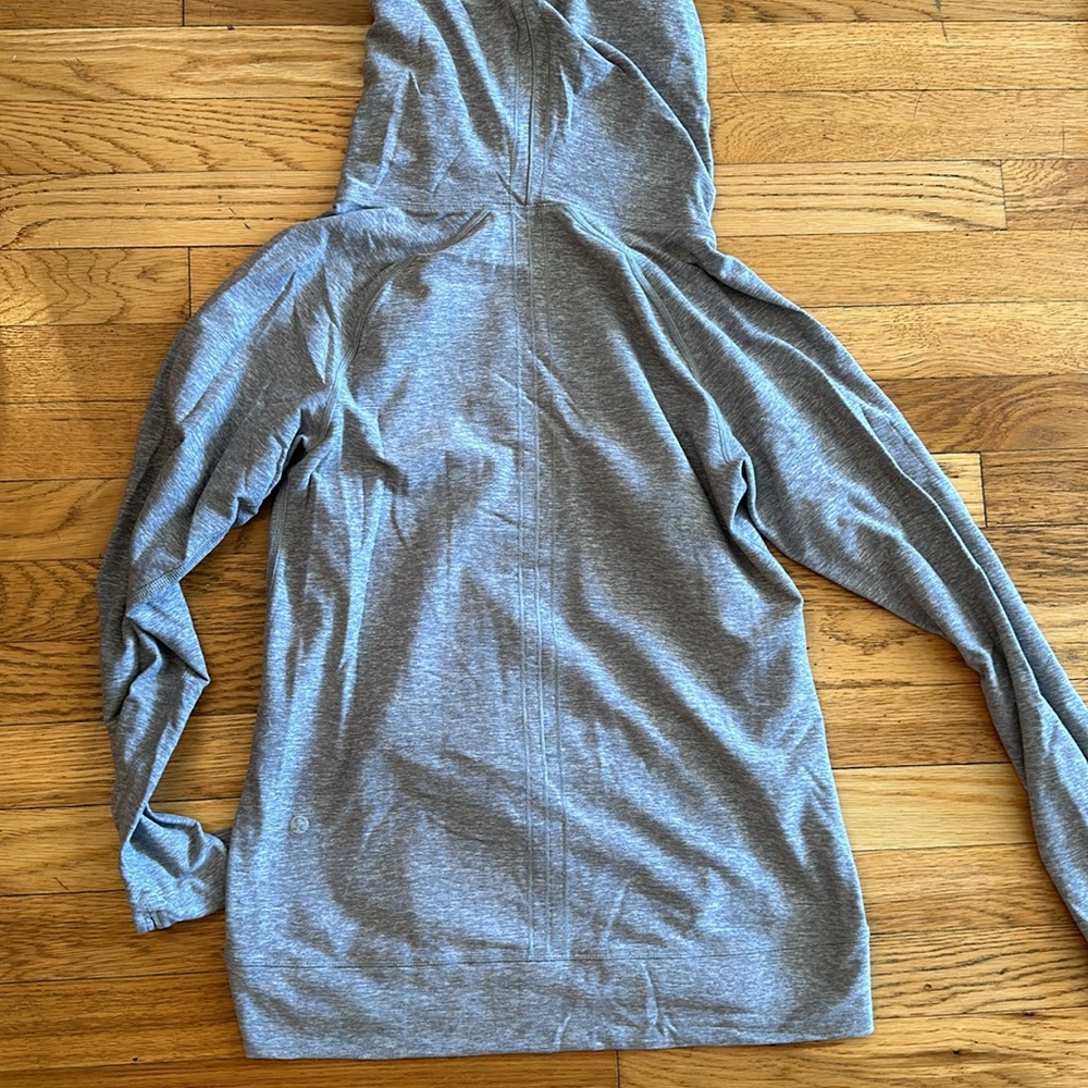 Lululemon pullover - Picture 3 of 3